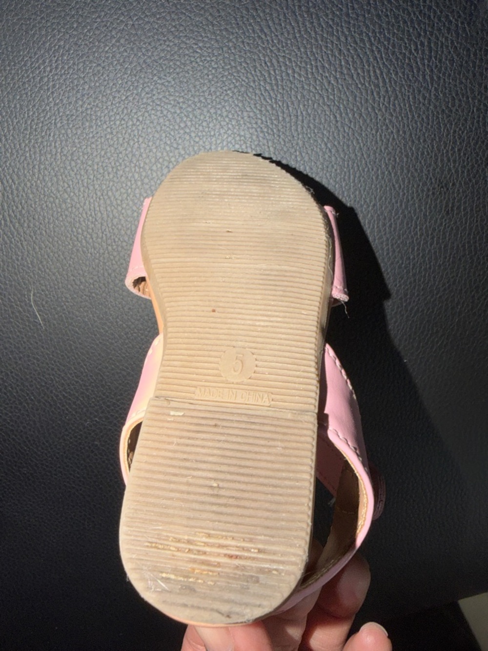 Old Navy Light Pink Faux-Leather Perforated Sandals for Toddler Girls - Picture 5 of 5